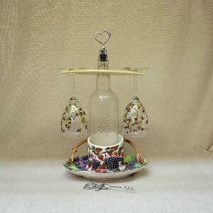 Decorative Wine Glass Holder Set with Floral/grape Design